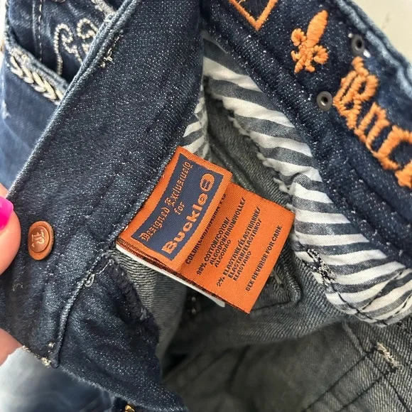 Rock Revival Women's Sasha Flare Jean Size 27